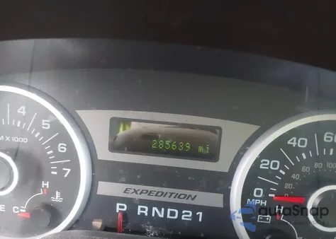 2005 Ford Expedition Eddie Bauer/King Ranch from USA, damaged, VIN 1FMFU17595LA76663